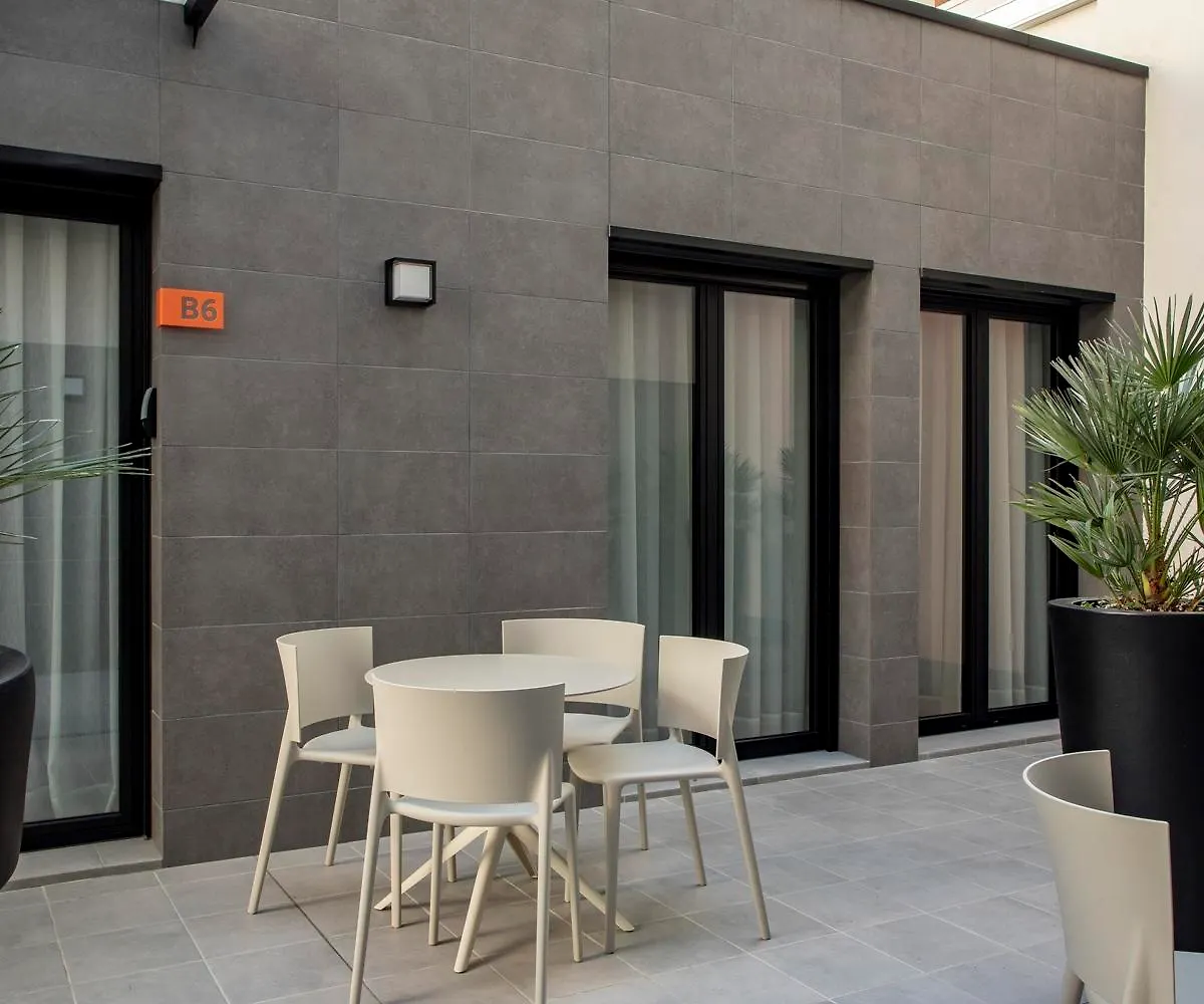 Europa Apartments L'Hospitalet de Llobregat 0*,