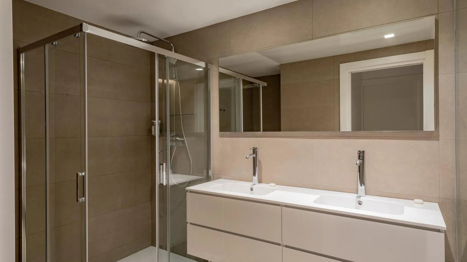Europa Apartments L'Hospitalet de Llobregat